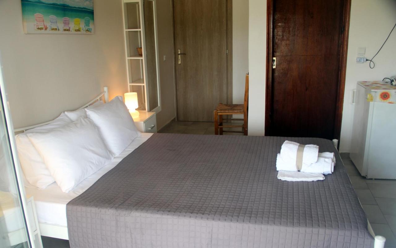 Giota Rooms Arkoudi Exterior foto