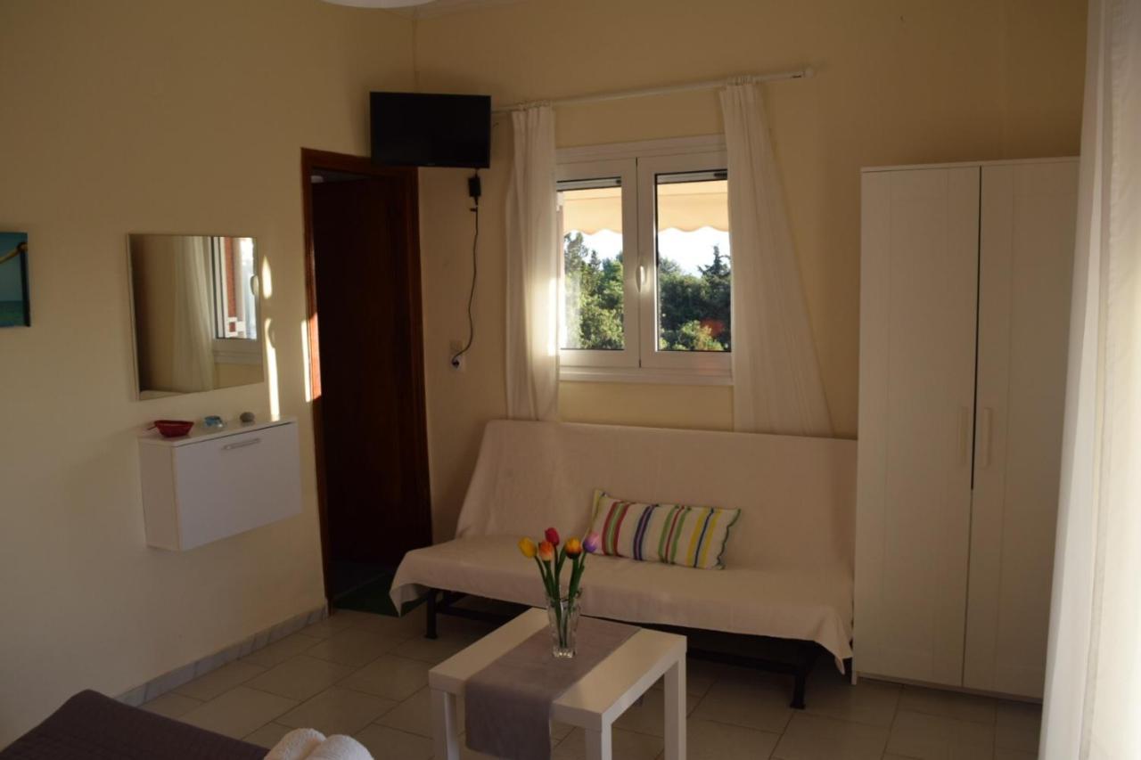 Giota Rooms Arkoudi Exterior foto